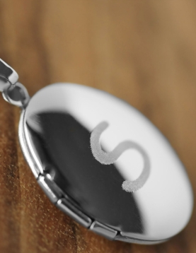 Kapaklı Oval Kolye Resimli Açılır Kapaklı Oval Kolye Resimli Açılır