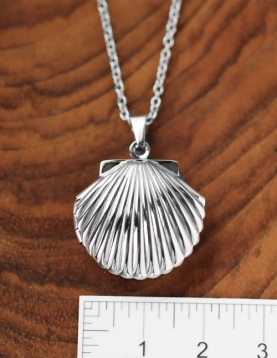 Midye Kabuğu Kapaklı Kolye Resimli