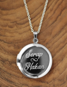 Yuvarlak İçi Açılan Kolye Yuvarlak İçi Açılan Kolye