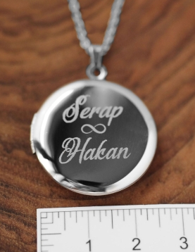 Yuvarlak İçi Açılan Kolye Yuvarlak İçi Açılan Kolye